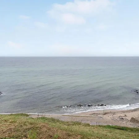 Holiday home Tabetha - 25m From The Sea By Interhome *